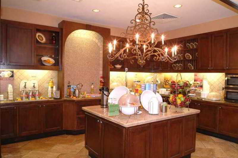 Hampton Inn & Suites Legacy Park-Frisco Restaurant foto